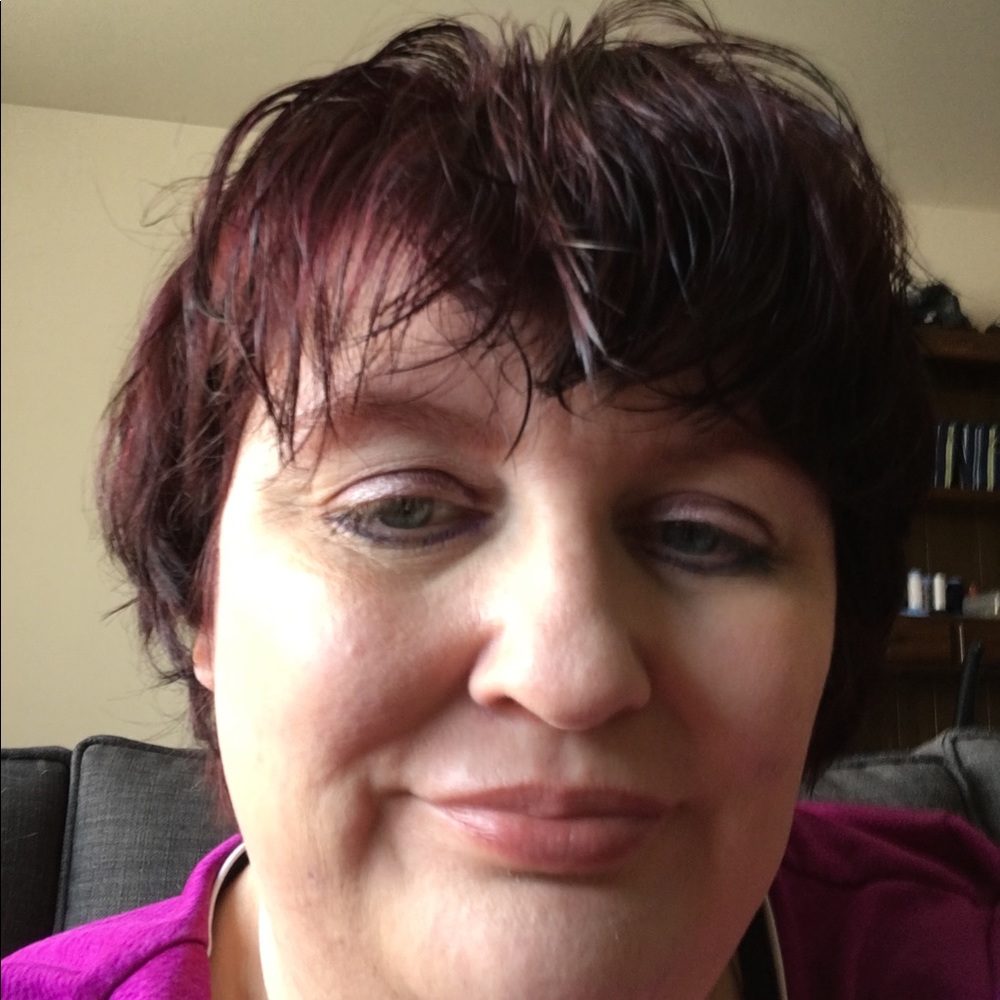 Meet your Posher, Valerie